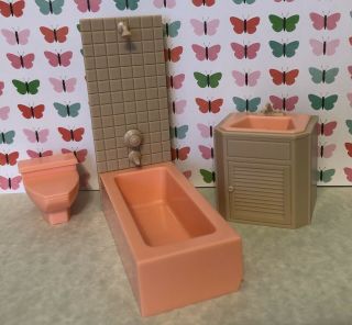 Bathroom Set Vintage Tin Dollhouse Furniture Renwal Marx Plastic Miniature 1:16