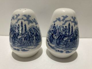 Myott Royal Mail Fine Staffordshire Ware England Salt And Pepper Shakers