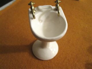 Dollhouse furnishings: Bathroom sink,  porcelain pitcher & bowl,  Hurricane lamp, 2