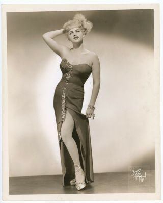 1940s Bruno Of Hollywood Sultry Burlesque Glamour Pin - Up Photograph