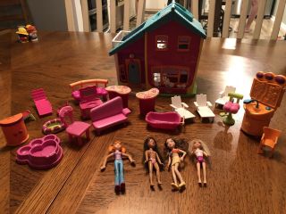 Polly Pocket Playhouse With Dolls And Furniture
