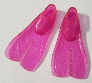 Barbie Doll Shoes Dolphin Magic Ocean Treasure Playset Pink Glitter Fins Flipper