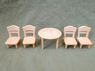 Sylvanian Families/calico Critters: Kitchen Dining Room Table With 4 Chairs
