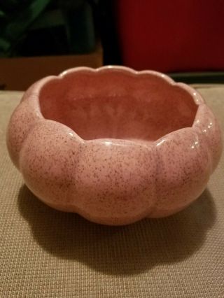 Red Wing Pottery Scallop Bowl Speckeled Pink Vintage