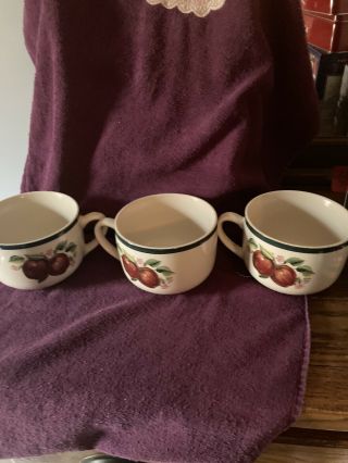 Casuals By China Pearl Set Of 3 Oversized Coffee Cup/soup Mugs 20oz Apples Htf