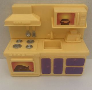 KEENWAY DOLL HOUSE FURNITURE YELLOW STOVE,  OVEN,  AND SINK 2