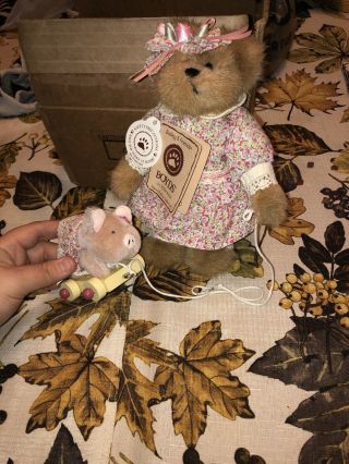 Boyds Bears 9in Pre Owned W/ Tags Bear With Pull Toy Pig