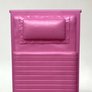 Mattel Barbie 1 - Story Dollhouse Playset Pink Bed Replacement Part FXG55 - 2079 2