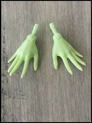 Monster High Doll Create A Monster Cam Design Lab Replacement Green Hands
