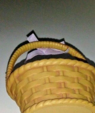 Woven Molded Plastic Basket for Barbie or other Dolls Miniature Handle 3