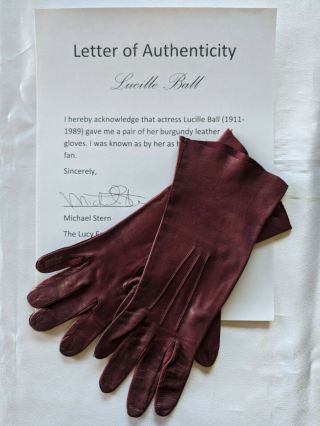 LUCILLE BALL PERSONALLY OWNED & WORN BURGUNDY LEATHER GLOVES I LOVE LUCY 3