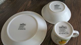 Sesame Street Newcor Porcelain 3 Piece Childs Dish Set - Cup Bowl Plate 1986 3