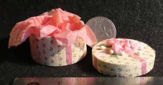 Hat Box Decorated Pink From Millinery 1:12 Scale Dollhouse Miniature 7177