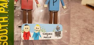 Mezco - South Park Series 4 - Terrance and Phillip Action Figure - 3