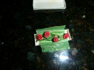 Doll House Miniature Box of Roses 1/12scale 3