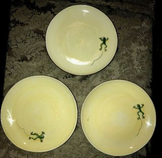 Pottery Barn 3 Yellow Embossed 3d Frog Salad Luncheon Dessert Plate 8.  25 "