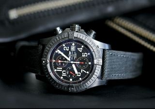 Breitling Limited Special Edition Avenger Blacksteel M13370 Chrono 300m