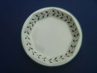 Hartstone Pottery Green Holly Leaves And Red Berries Pie Plate Baking Dish