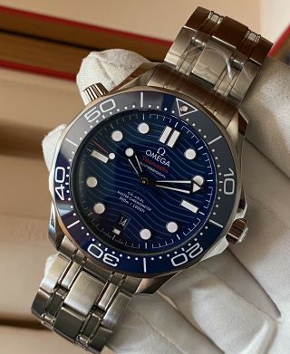 Omega Seamaster Diver 300m Automatic Co - Axial Blue Model 210.  30.  42.  20.  03.  001