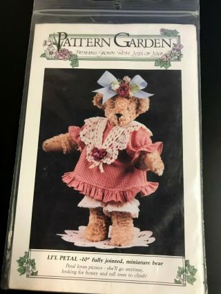 Pattern Garden - Vintage Teddy Bear Sewing Pattern - Li 