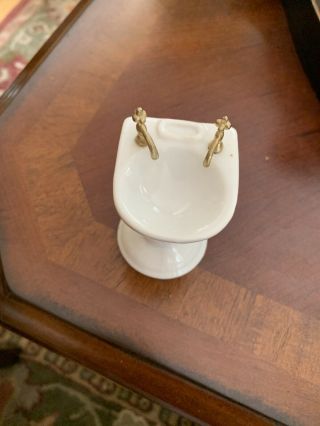 Dollhouse Miniature Pedestal Bathroom Sink - White Ceramic 2