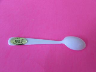 Retired American Girl of Today Pleasant Co Spork to 1996 School Lunch 3