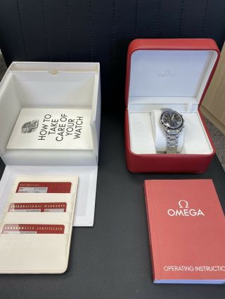 2012 Omega Speedmaster Date 3210.  50.  00 Steel Chronograph Gents 40mm 2