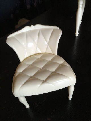 Dollhouse Furniture 1:6 Barbie Size Dressing Table & Chair Hard Plastic White 3