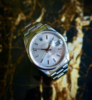 A Stunning Vintage 1990 Gents Steel Rolex Oyster Perpetual Date Watch Ref.  15200