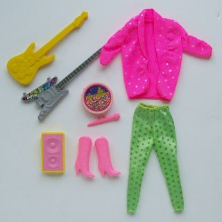 1986 Barbie Rockers Doll 3055,  Picture Book and display stand 3
