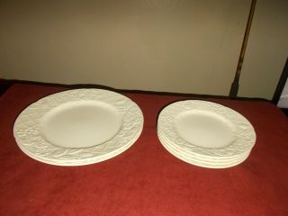 Mikasa English Countryside White (4) 8 1/2 " Salad & (2) 11 1/4 " Dinner Plates