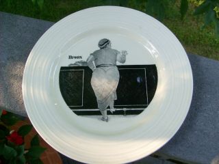 One Art Deco Crown Ducal Ware " Bronx " Plate - 1930 