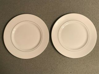 Set Of 2 Royal Doulton Lace Point Dinner Plates 10 5/8 "