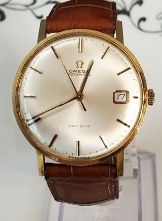 near Vintage 18k Solid Gold Omega Seamaster Wristwatch cal.  565 2