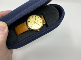 Solid Gold 18k Longines mechanical watch. 3