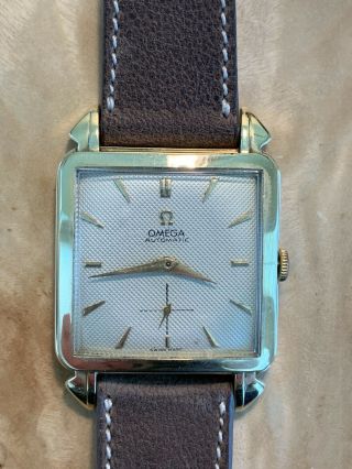 Omega Vintage Square Ref.  3903 14k Gold Wristwatch