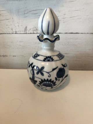 Seymour Mann Vienna Woods Fine China Blue And White Perfume Bottle With Top