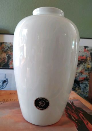 Vintage Harris Pottery Chicago White Vase 10 " Inch Glazed Mid Century Modern