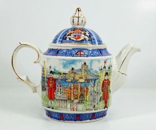 Vintage James Sadler Little Teapot Thameside England London Heritage Beefeater