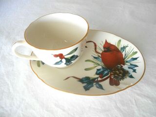 LENOX WINTER GREETINGS RED CARDINAL FLUTED CUP & DESSERT PLATE SET - Christmas 2