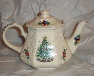 Vintage James Sadler Christmas Eve Tea Pot Made In England Salem