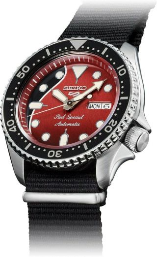 SEIKO SRPE83K1 Limited Edition Brian May Seiko 5 Automatic Watch 2