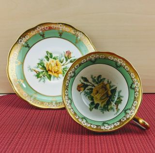 Royal Albert Footed Yellow Rose Tea Cup / Teacup And Saucer With Gold Rim