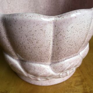 Red Wing Pottery Pink Speckled Stoneware Planter B1403 Vintage MCM Leaf Design 2