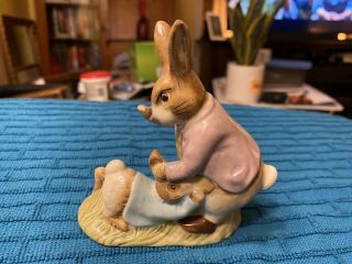 Beatrix Potter Mr.  Benjamin Bunny & Peter Rabbit F.  Warne Beswick England