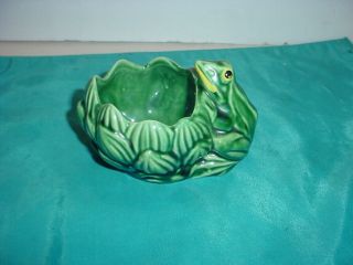 Vtg Mccoy Pottery Green Frog W/lotus - Water Lily Planter.