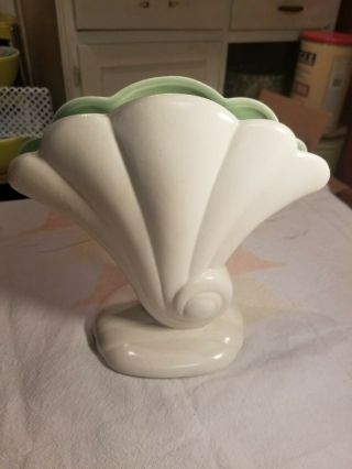 Vintage Red Wing Art Ceramic Pottery 892/899 Ivory Green Glazed Fan Shell Vase
