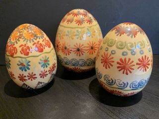 Three Vintage Italian Ceramic Eggs.  Hand Painted Made In Italy Art Pottery
