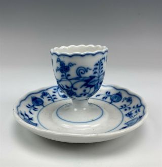 Meissen Blue Onion Painted Porcelain Single Egg Cup W Attached Under Plate Raf