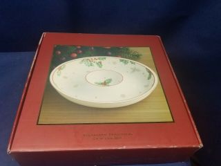 Lenox Treasured Traditions Holly Chip & Dip Bowl Serving Piece 2